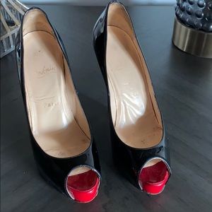 Louboutin VENDOME 120 Black Patent Red Toe Pump